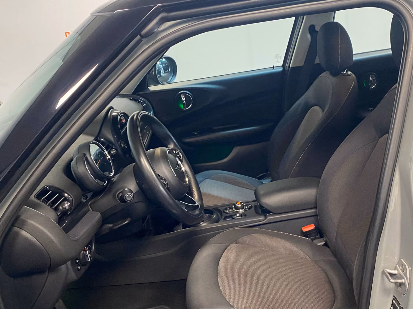 MINI Clubman фото 5
