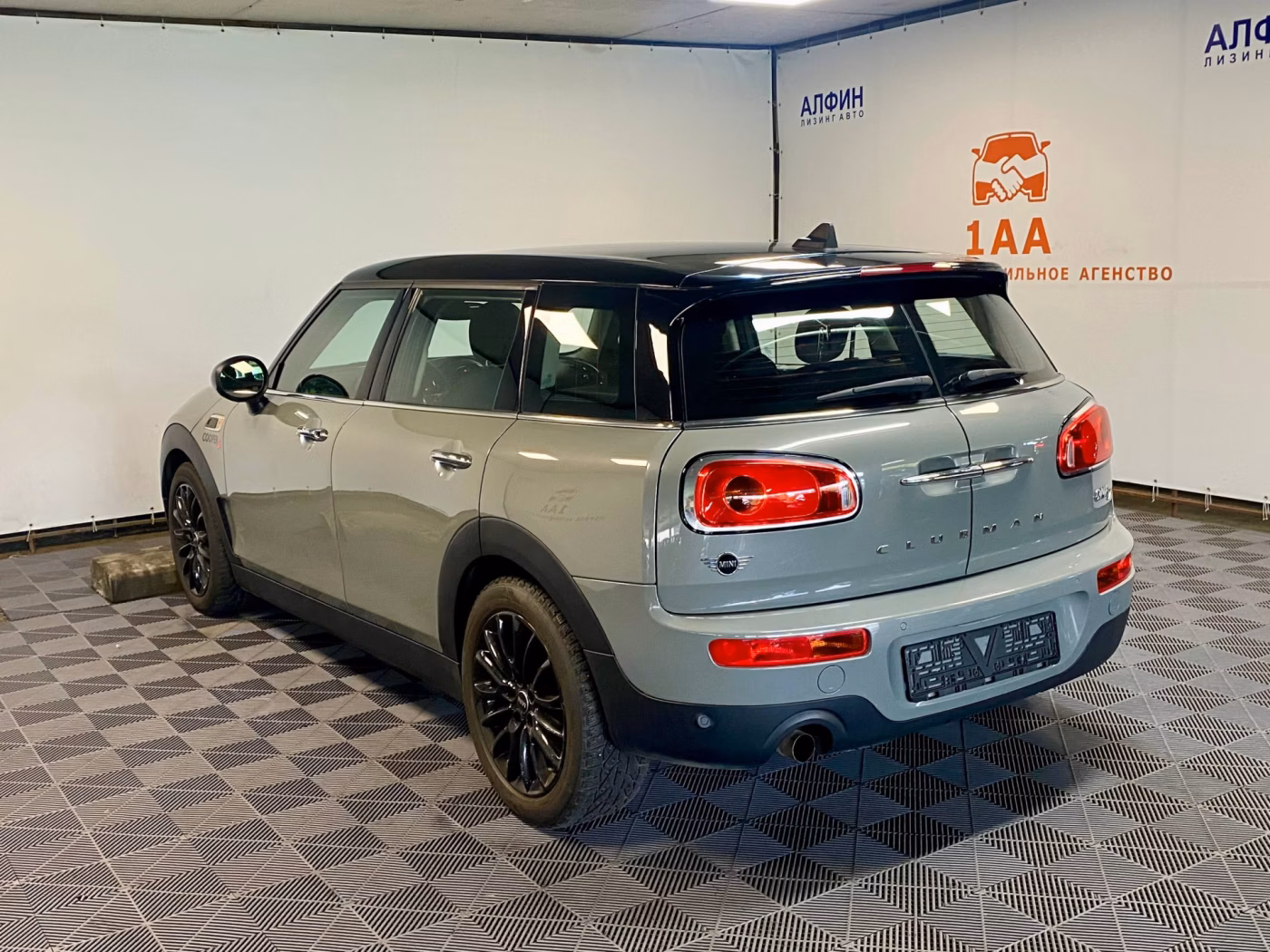 MINI Clubman фото 4