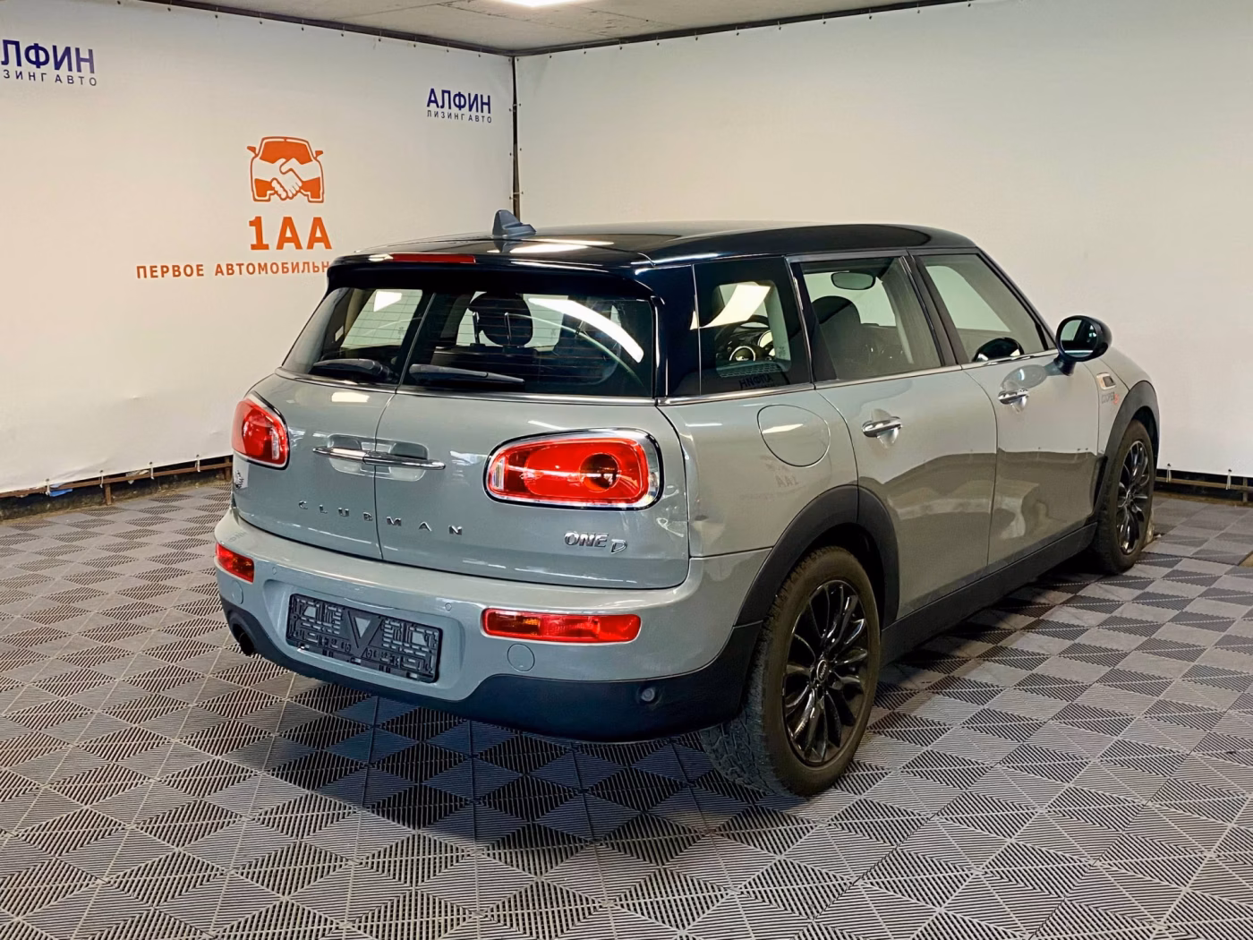 MINI Clubman фото 3