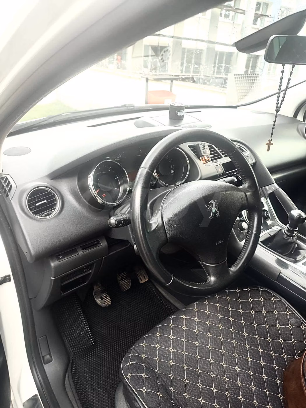 Peugeot 3008 фото 6