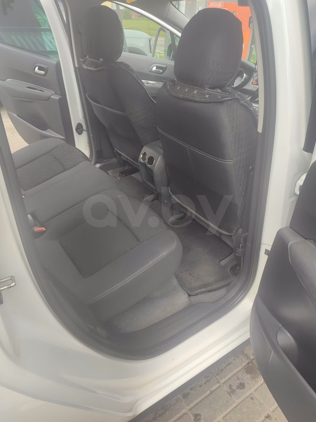 Peugeot 3008 фото 15