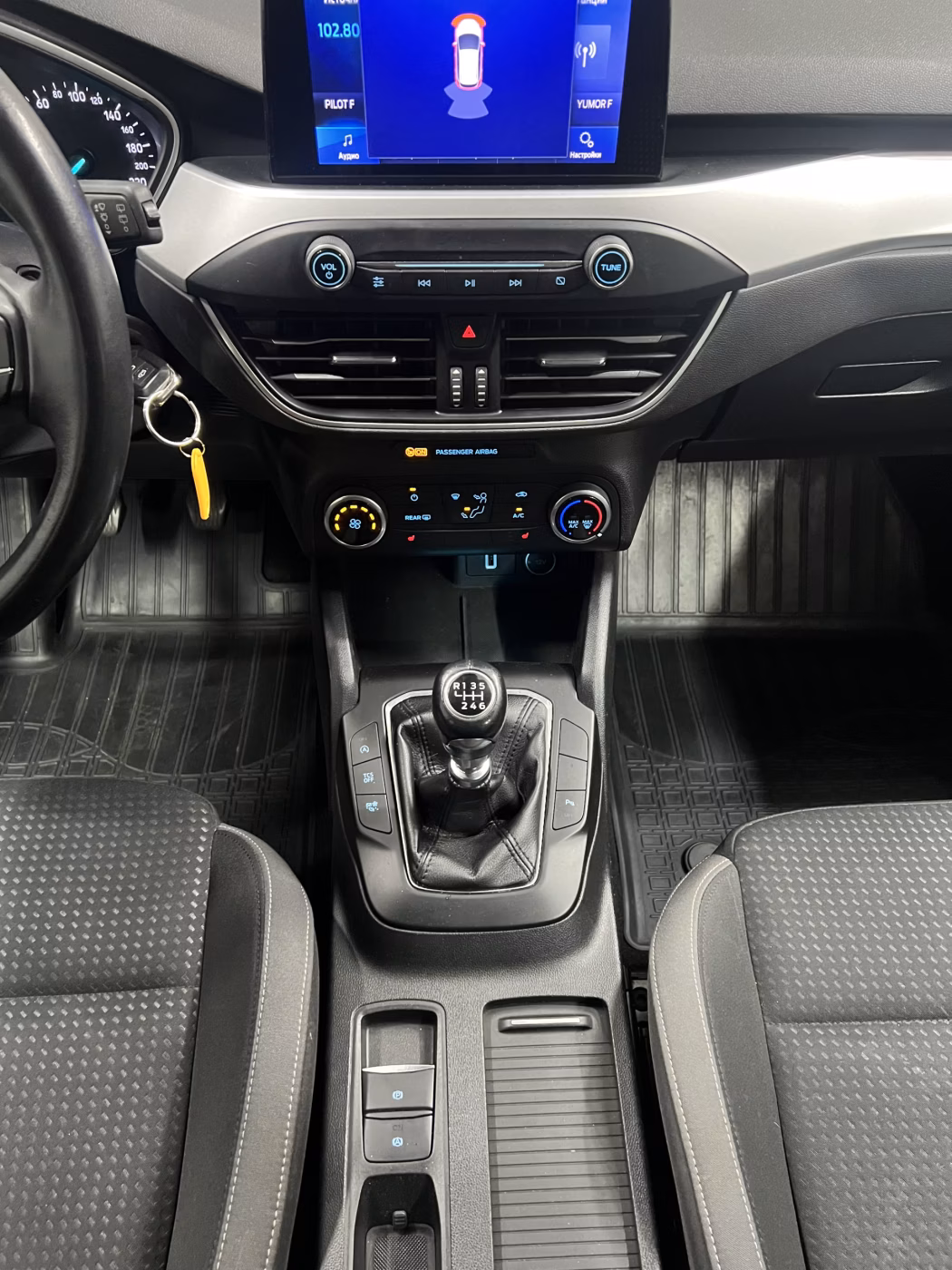 Ford Focus фото 15