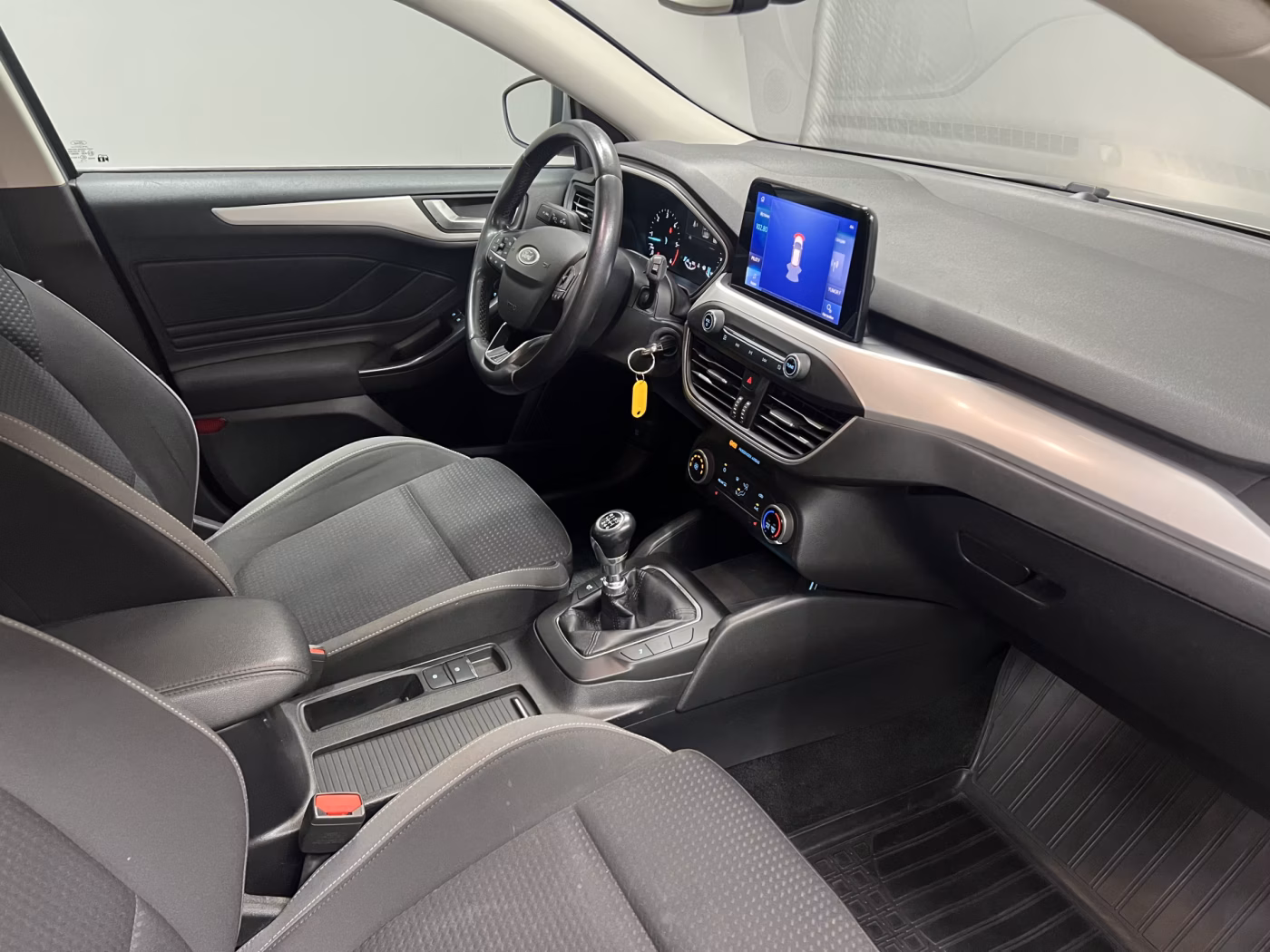 Ford Focus фото 9