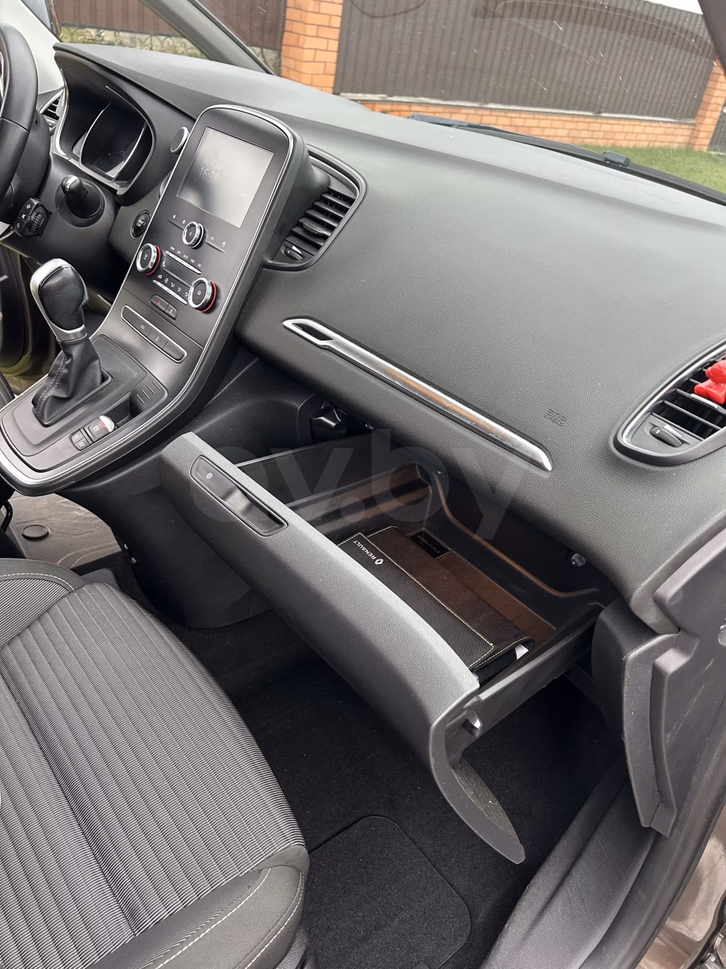 Renault Grand Scenic фото 12