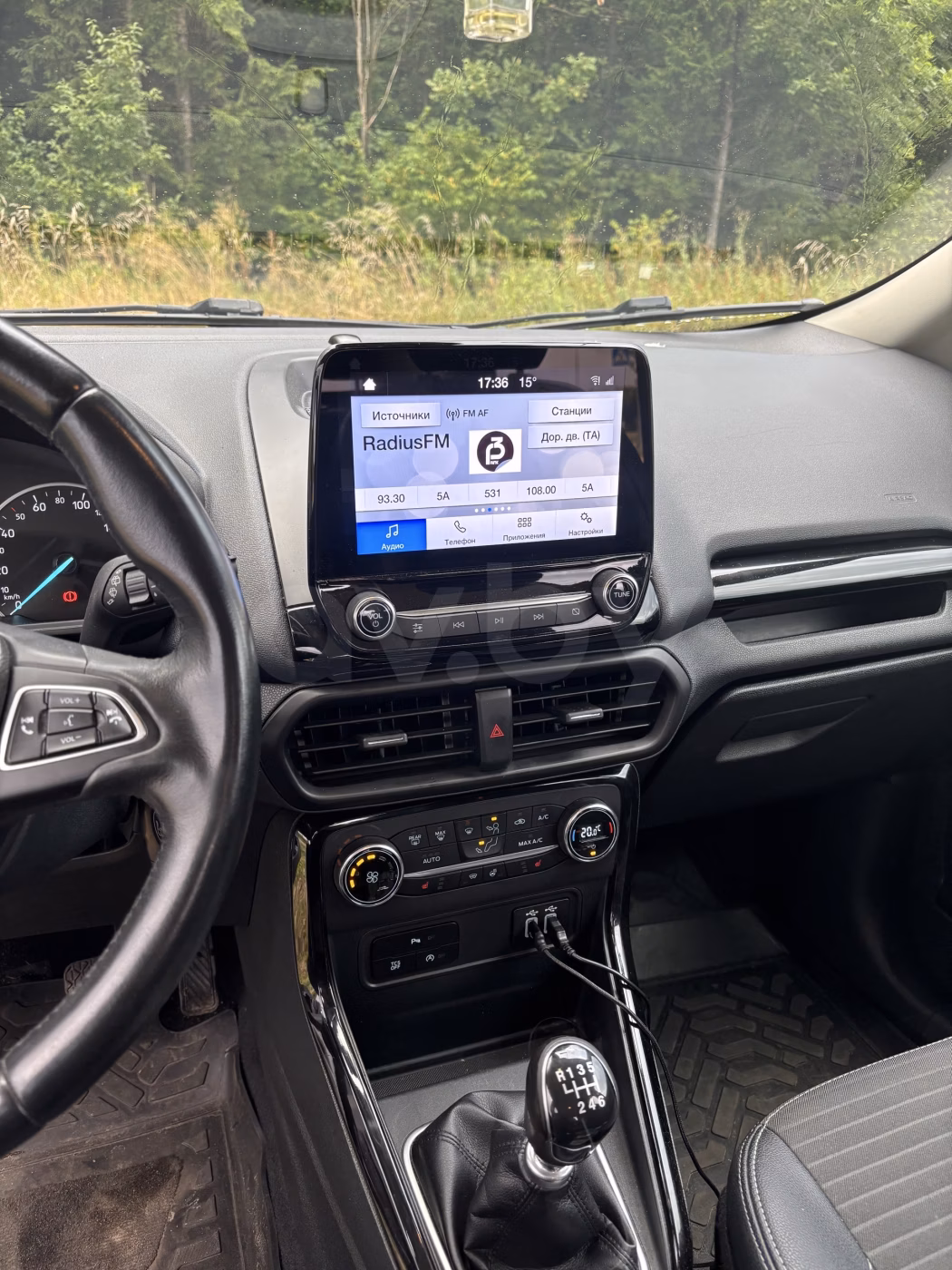 Ford EcoSport фото 13
