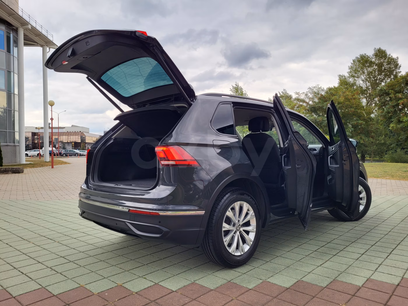 Volkswagen Tiguan фото 13