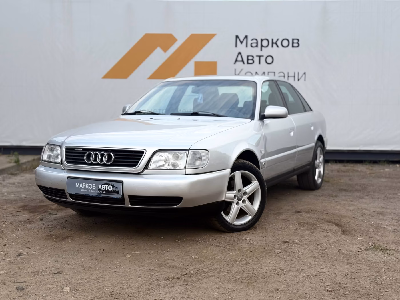 Audi A6 фото 3