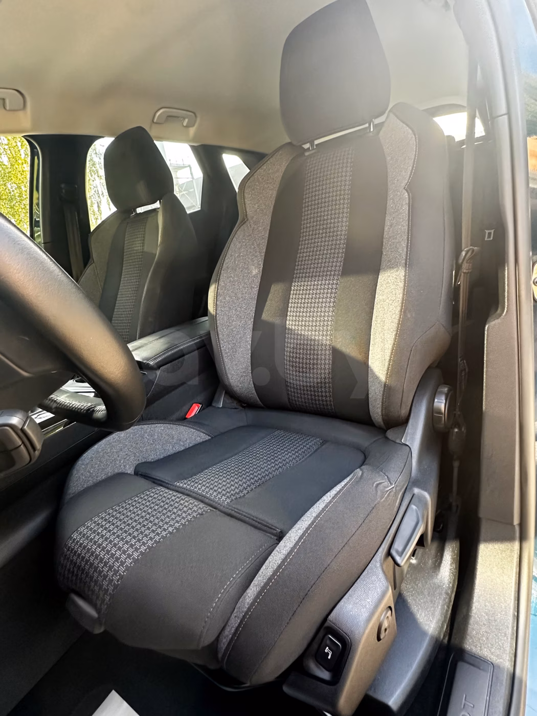Peugeot 3008 фото 10
