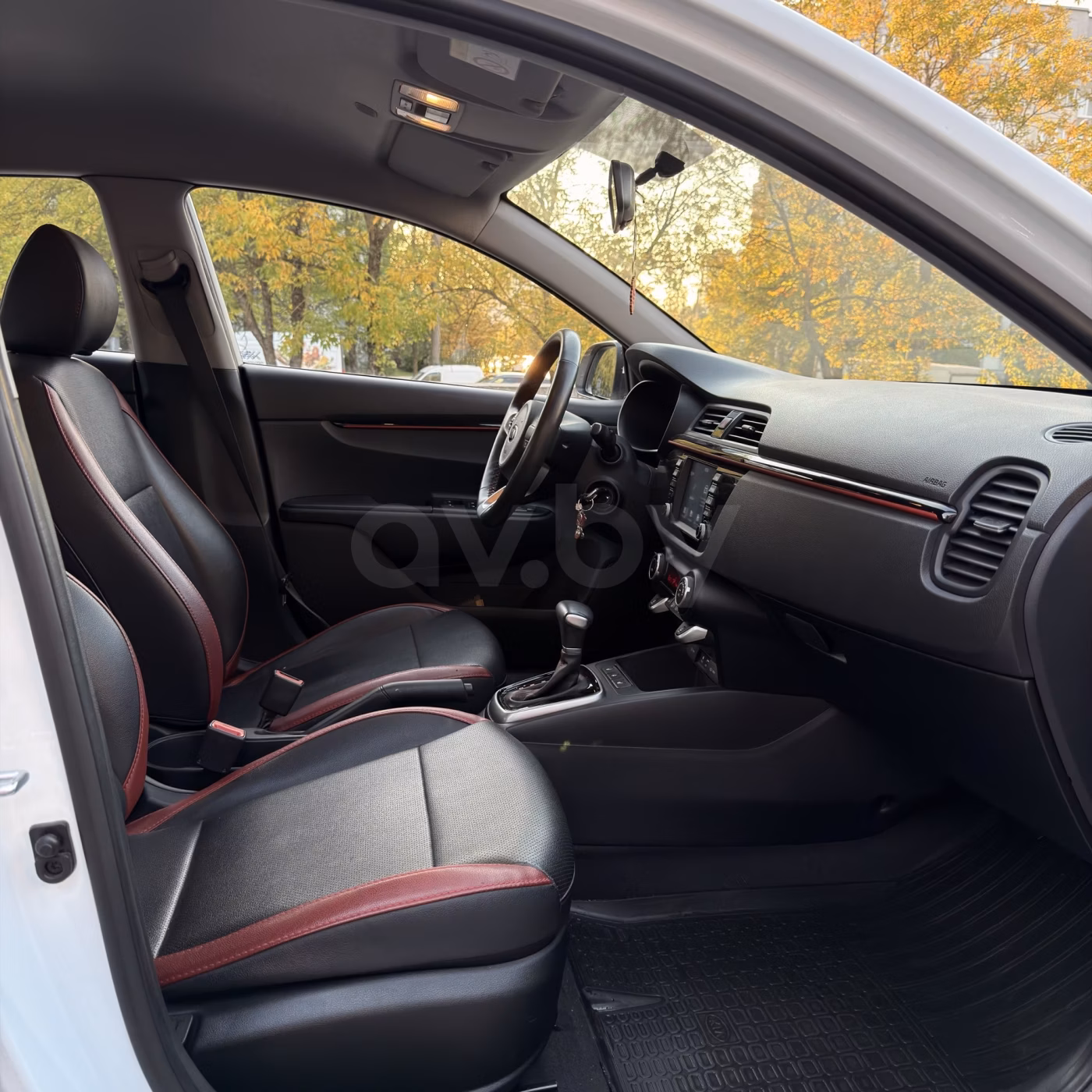 Kia Rio X (X-Line) фото 9