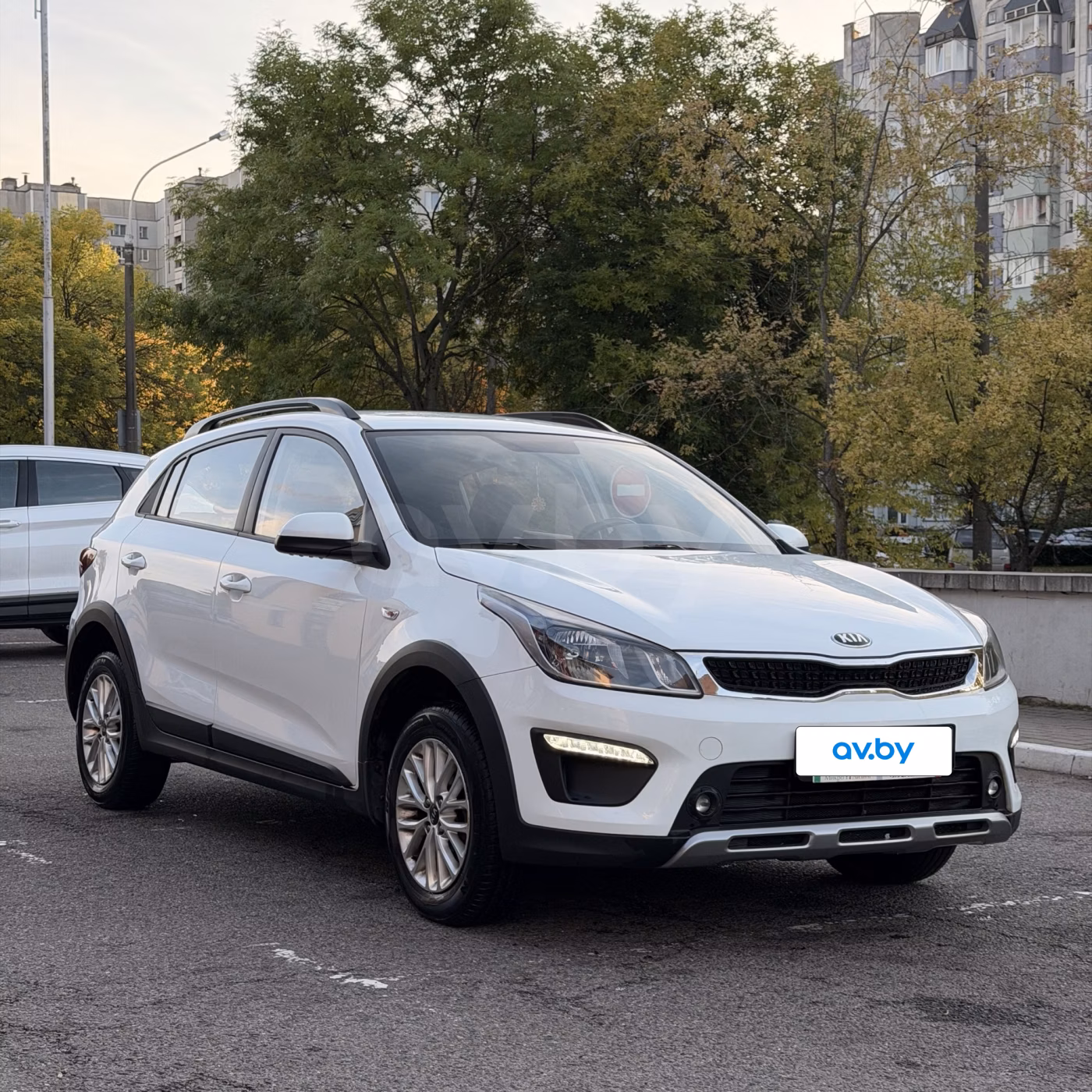 Kia Rio X (X-Line) фото 3