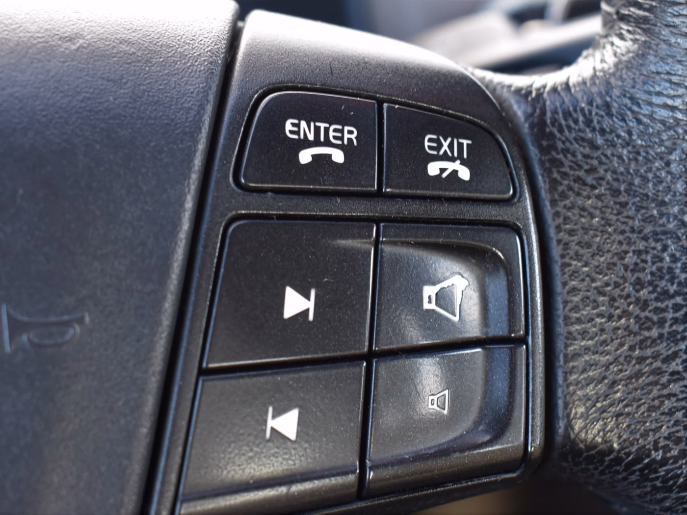 Volvo S40 фото 19