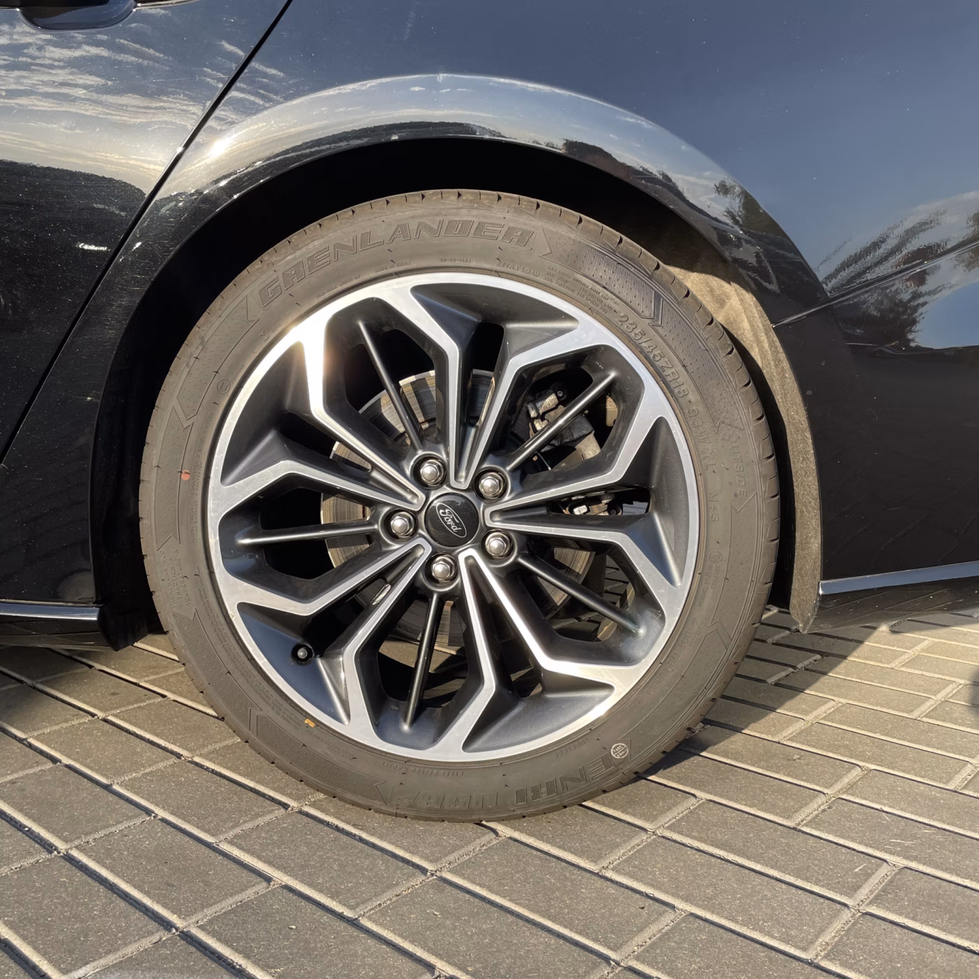 Ford Focus фото 8