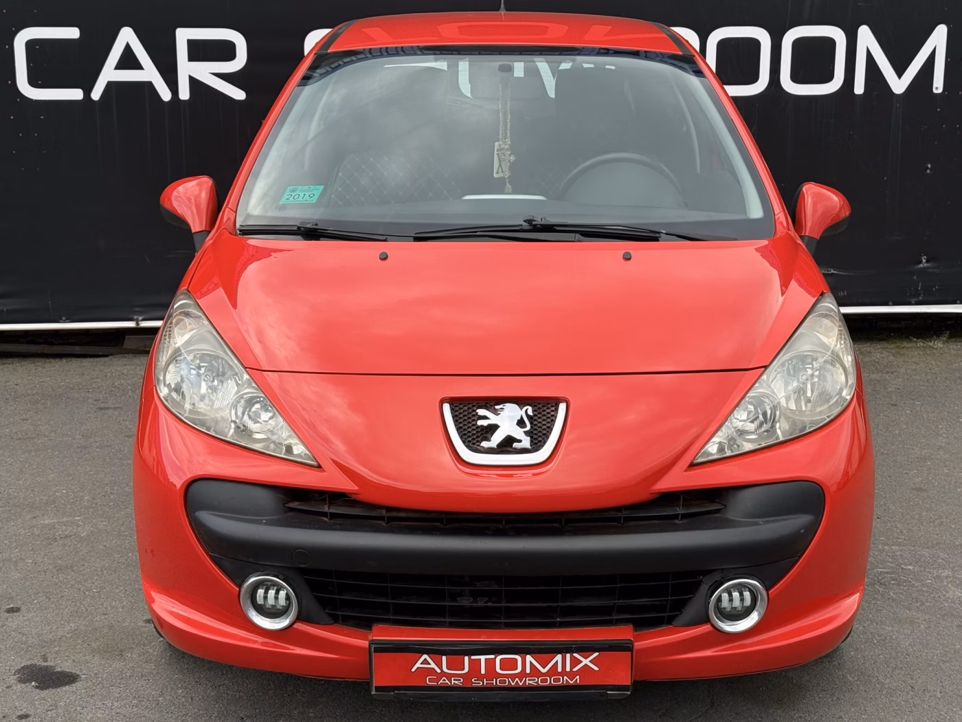 Peugeot 207 фото 2