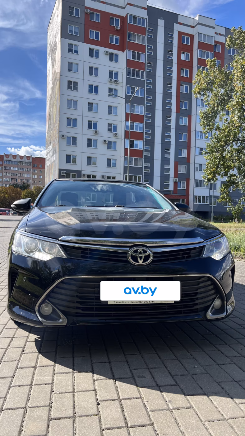 Toyota Camry фото 3