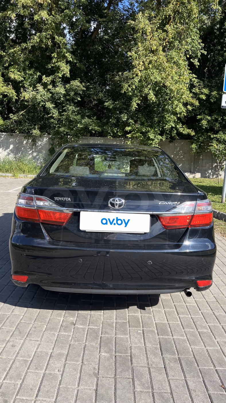 Toyota Camry фото 8
