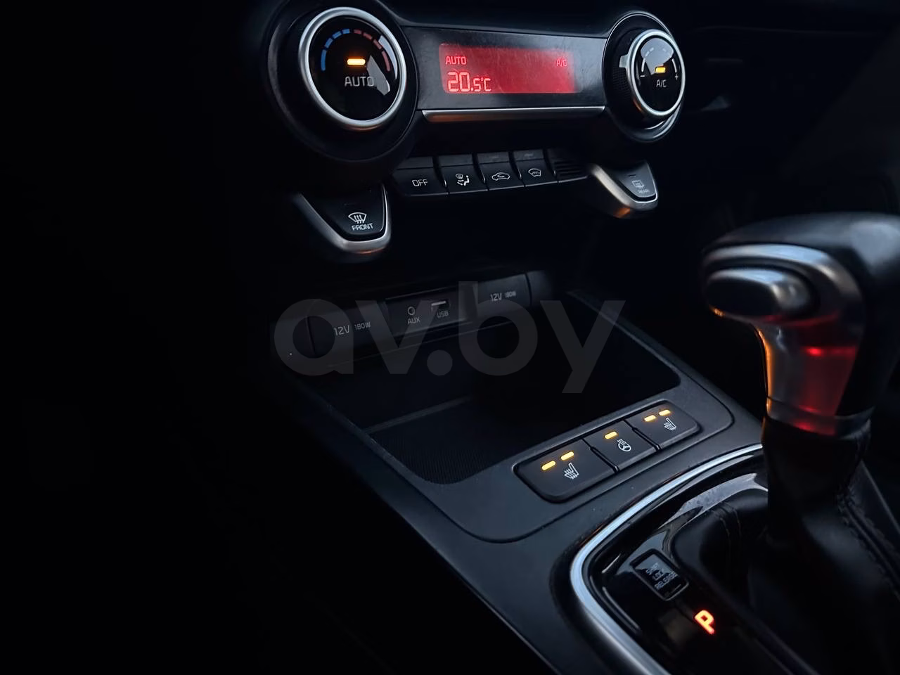 Kia Rio X (X-Line) фото 18