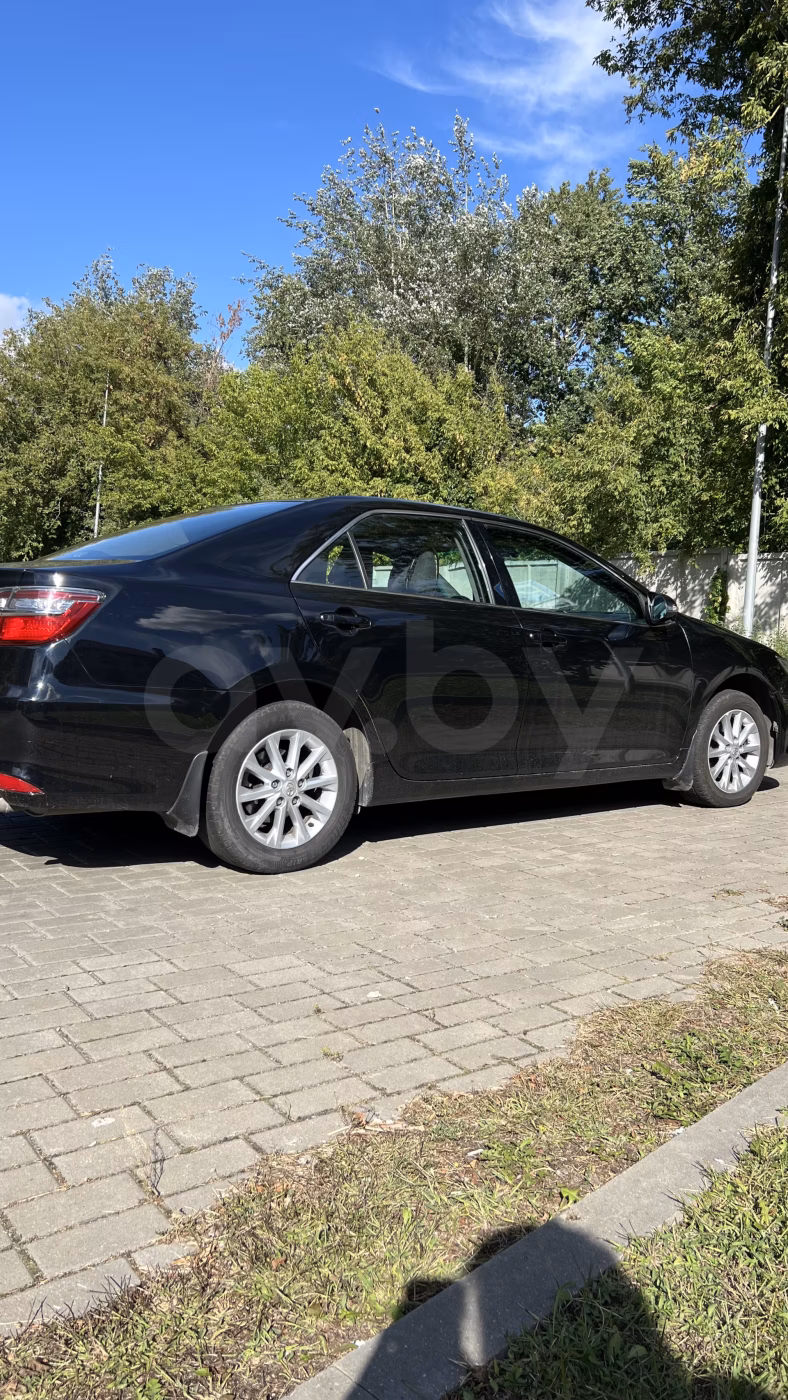Toyota Camry фото 16