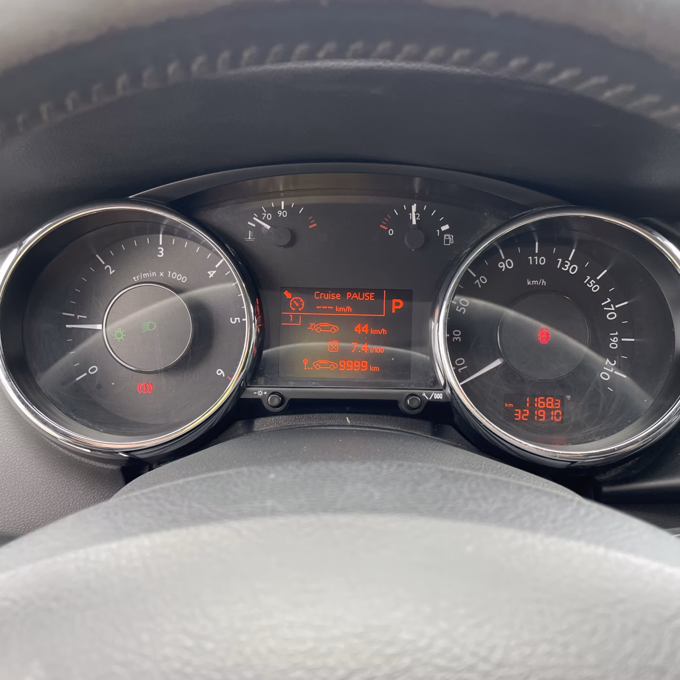 Peugeot 3008 фото 17