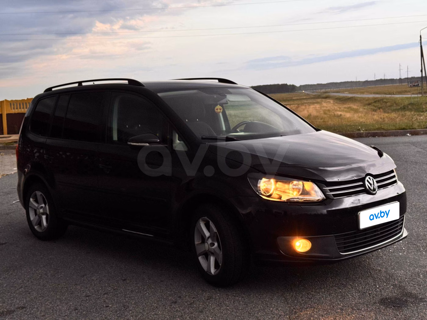 Volkswagen Touran фото 7