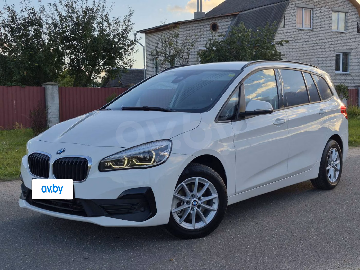 BMW 2 серия Gran Tourer фото 2