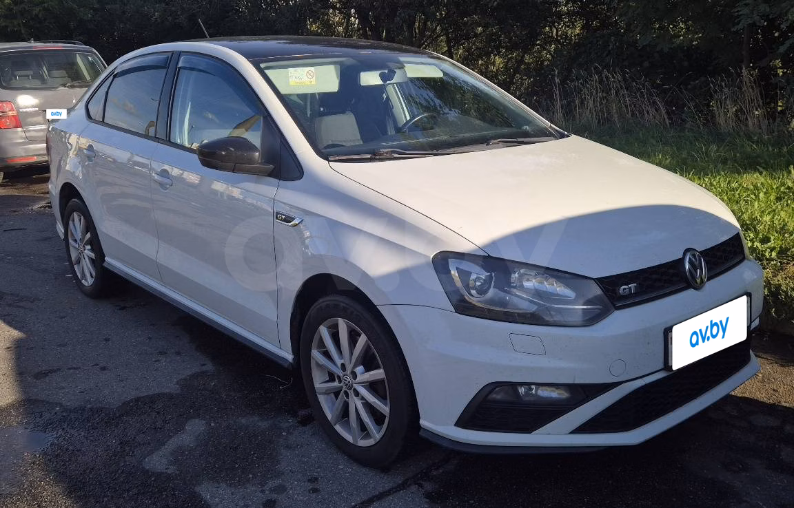 Volkswagen Polo Sedan