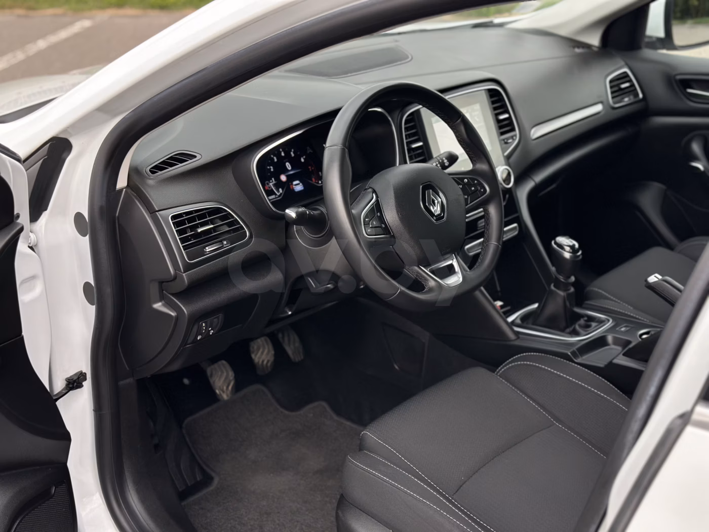 Renault Megane фото 8