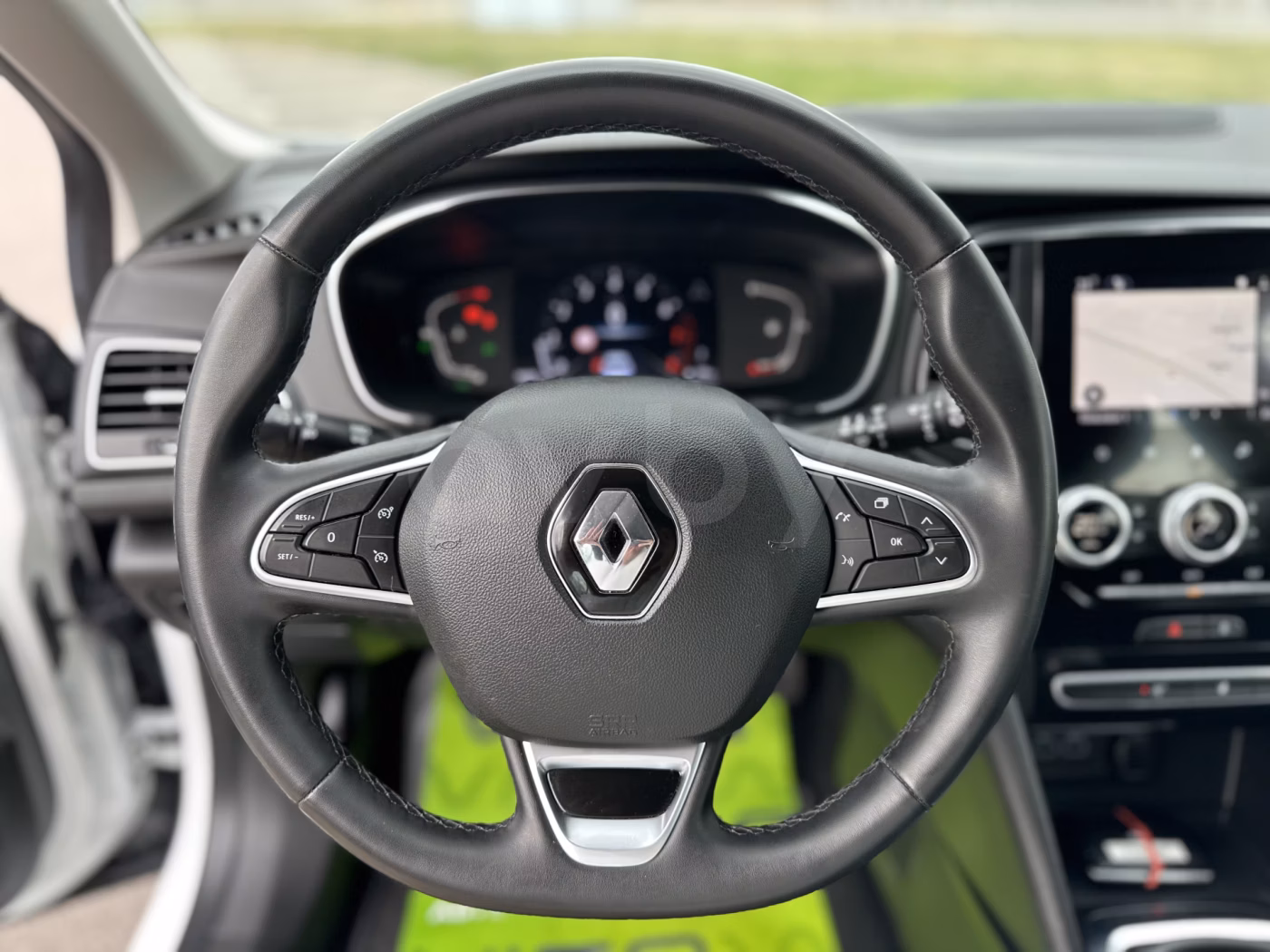 Renault Megane фото 13
