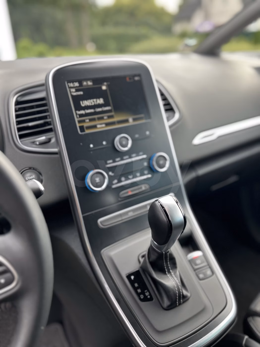 Renault Grand Scenic фото 16