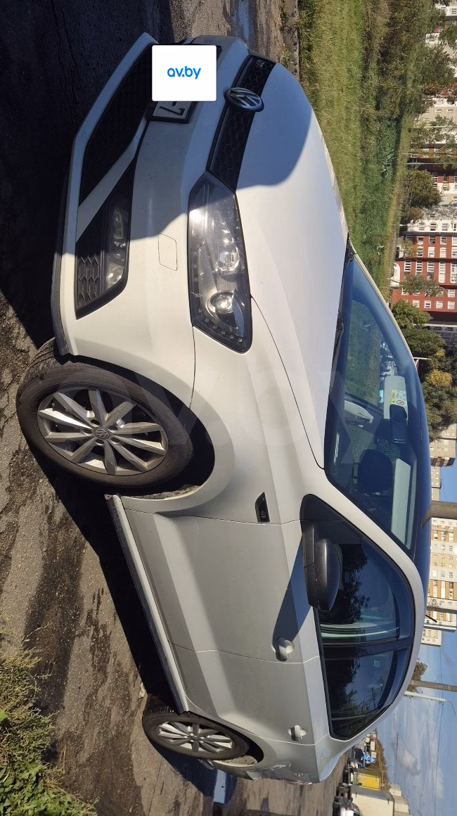 Volkswagen Polo Sedan фото 3