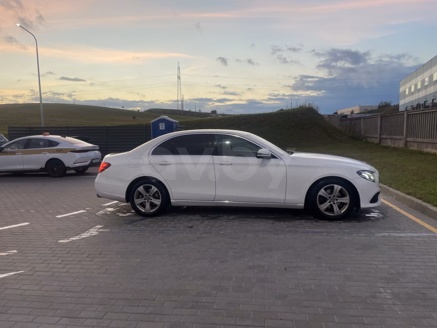 Mercedes-Benz E-Класс фото 2
