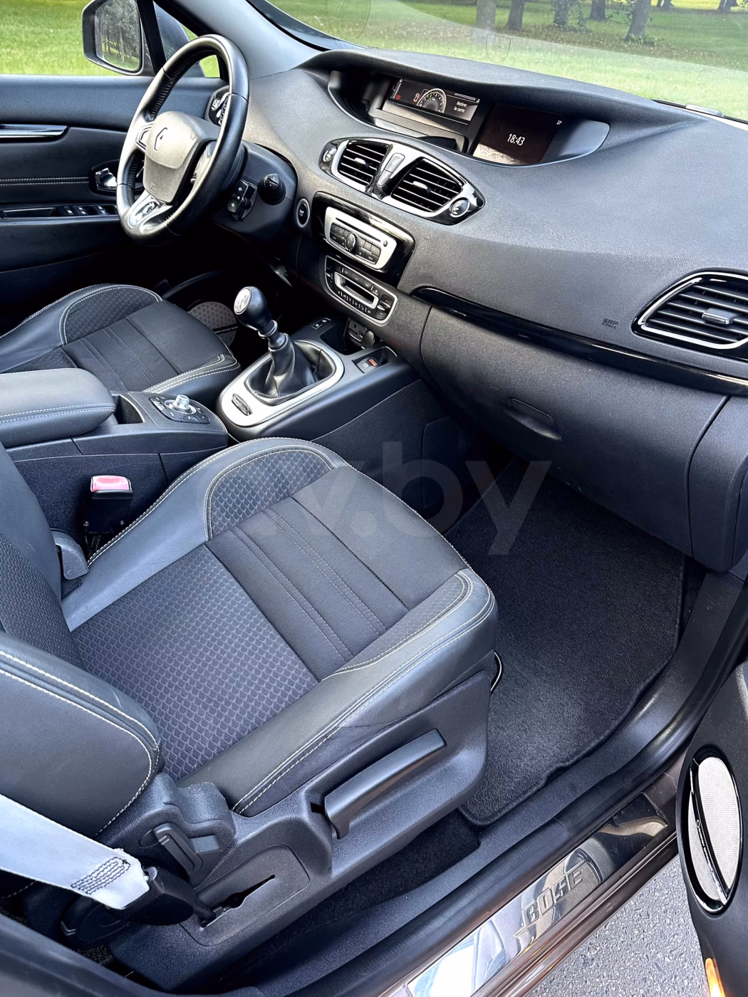 Renault Scenic фото 14