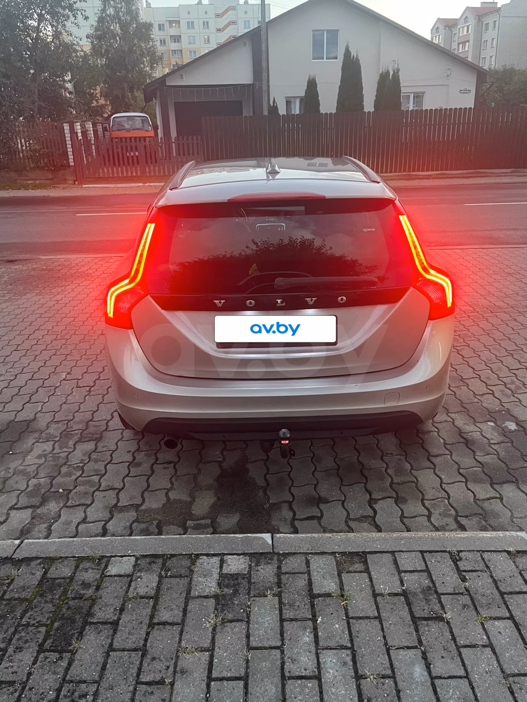 Volvo V60 фото 18