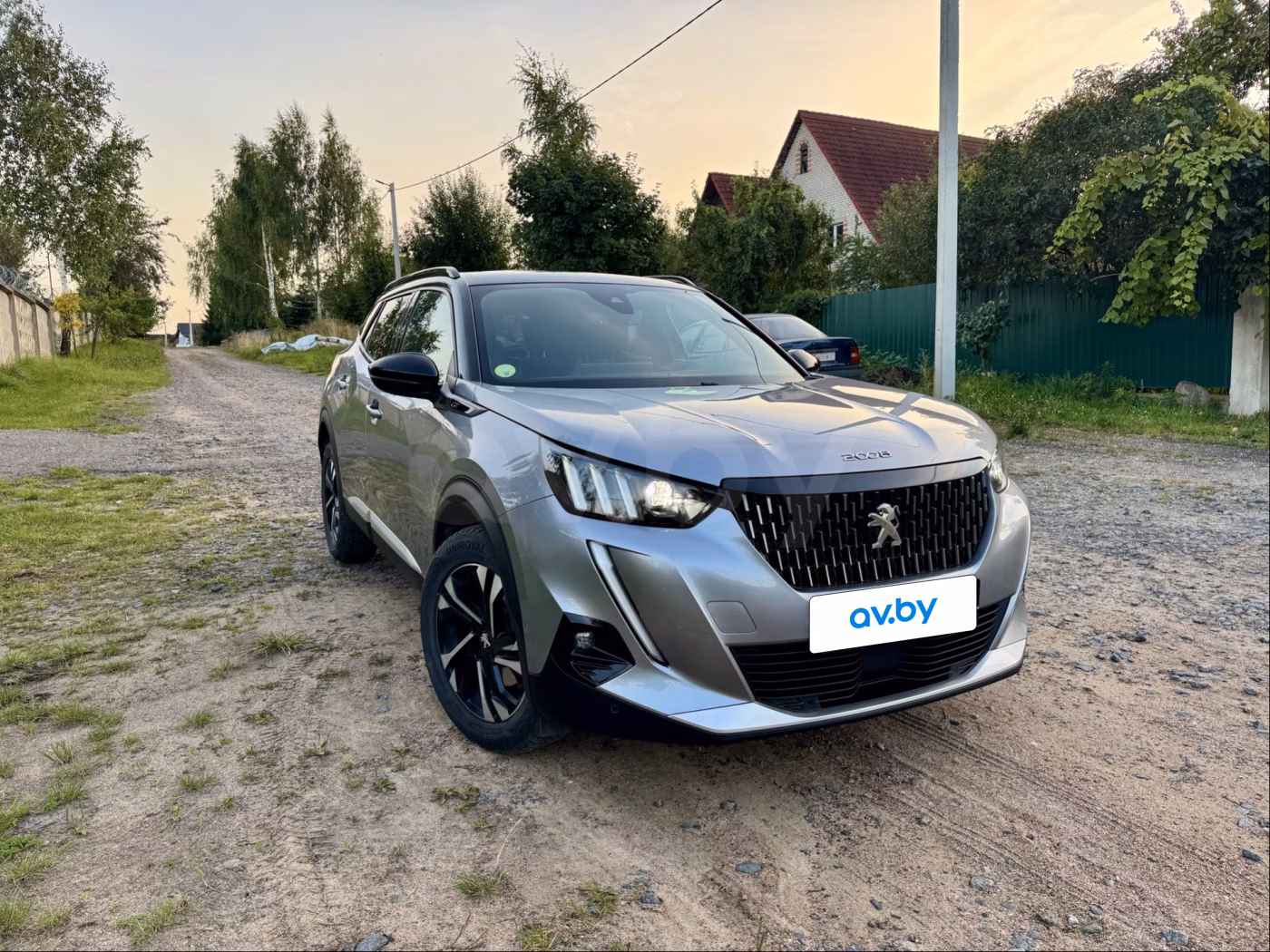 Peugeot 2008 фото 12