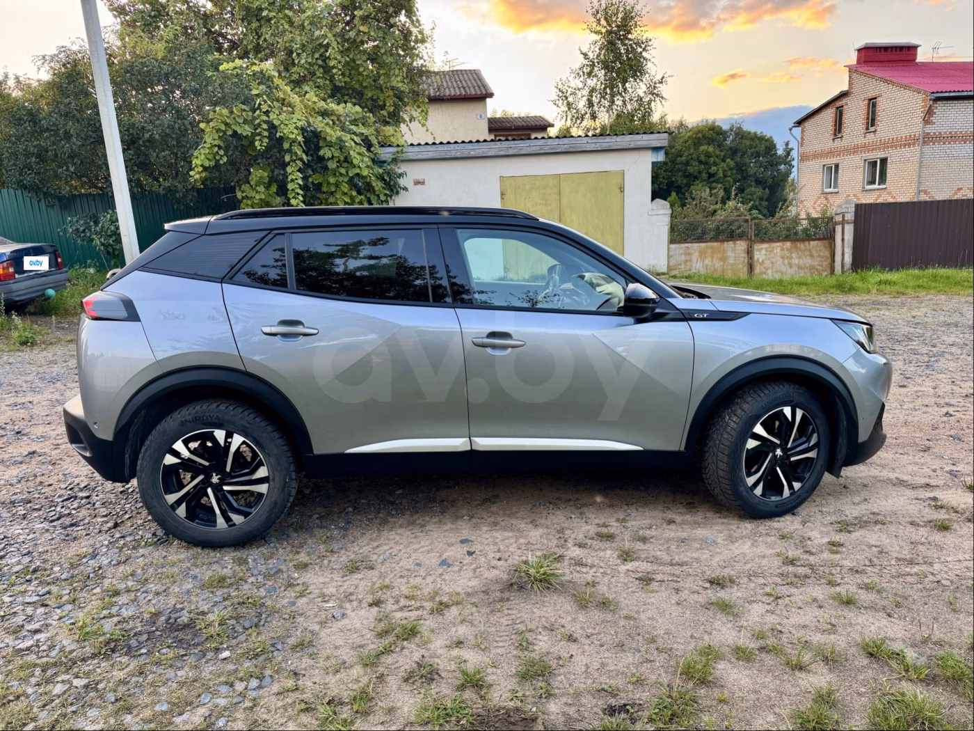 Peugeot 2008 фото 3