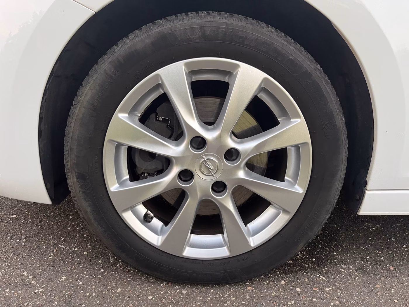 Opel Corsa фото 9