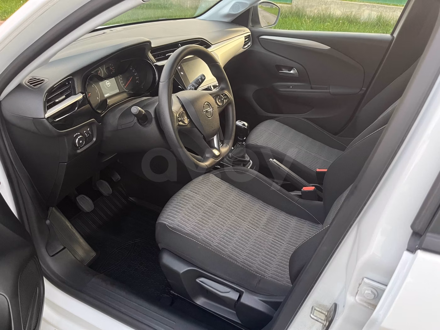 Opel Corsa фото 12