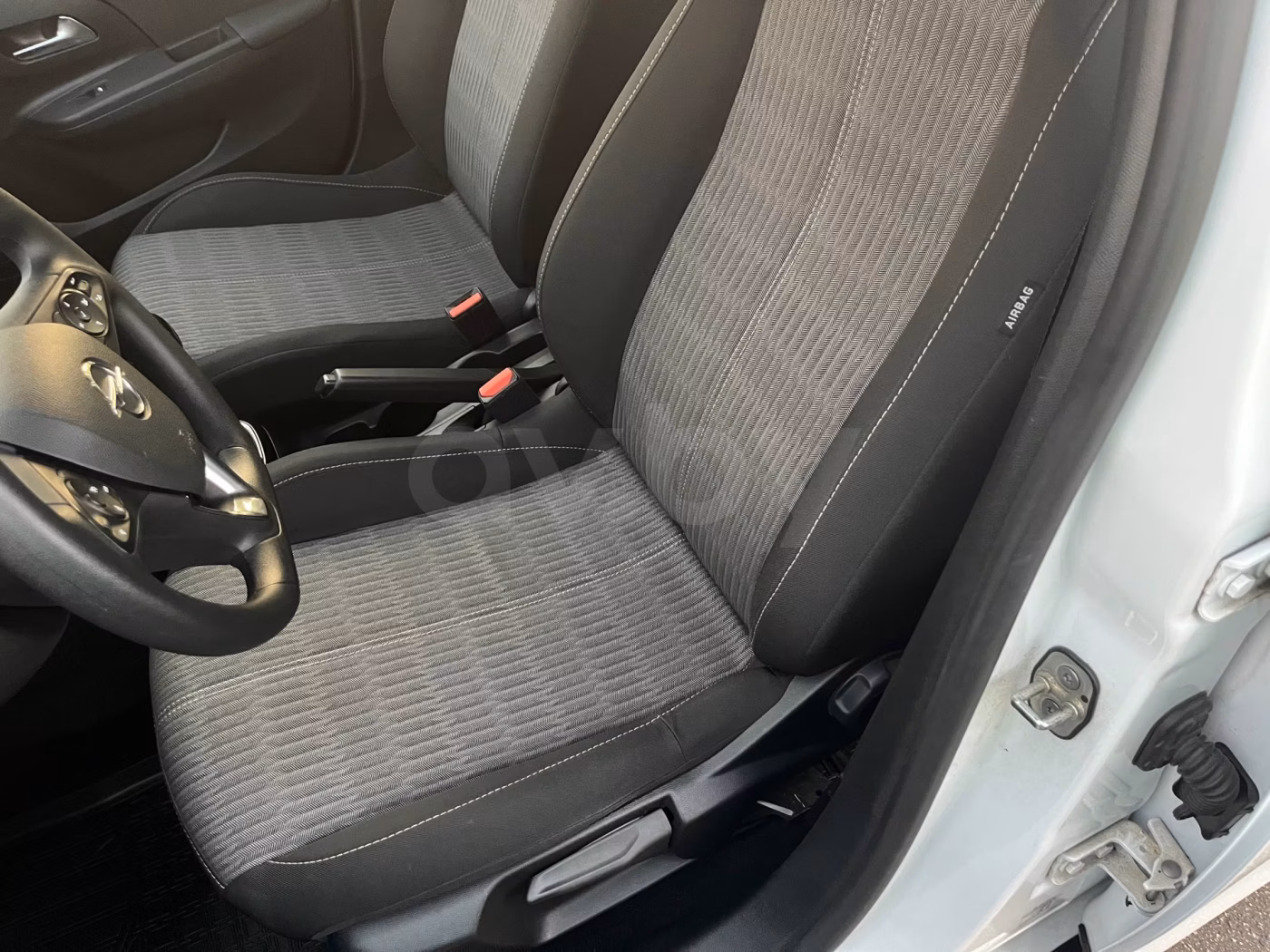 Opel Corsa фото 14