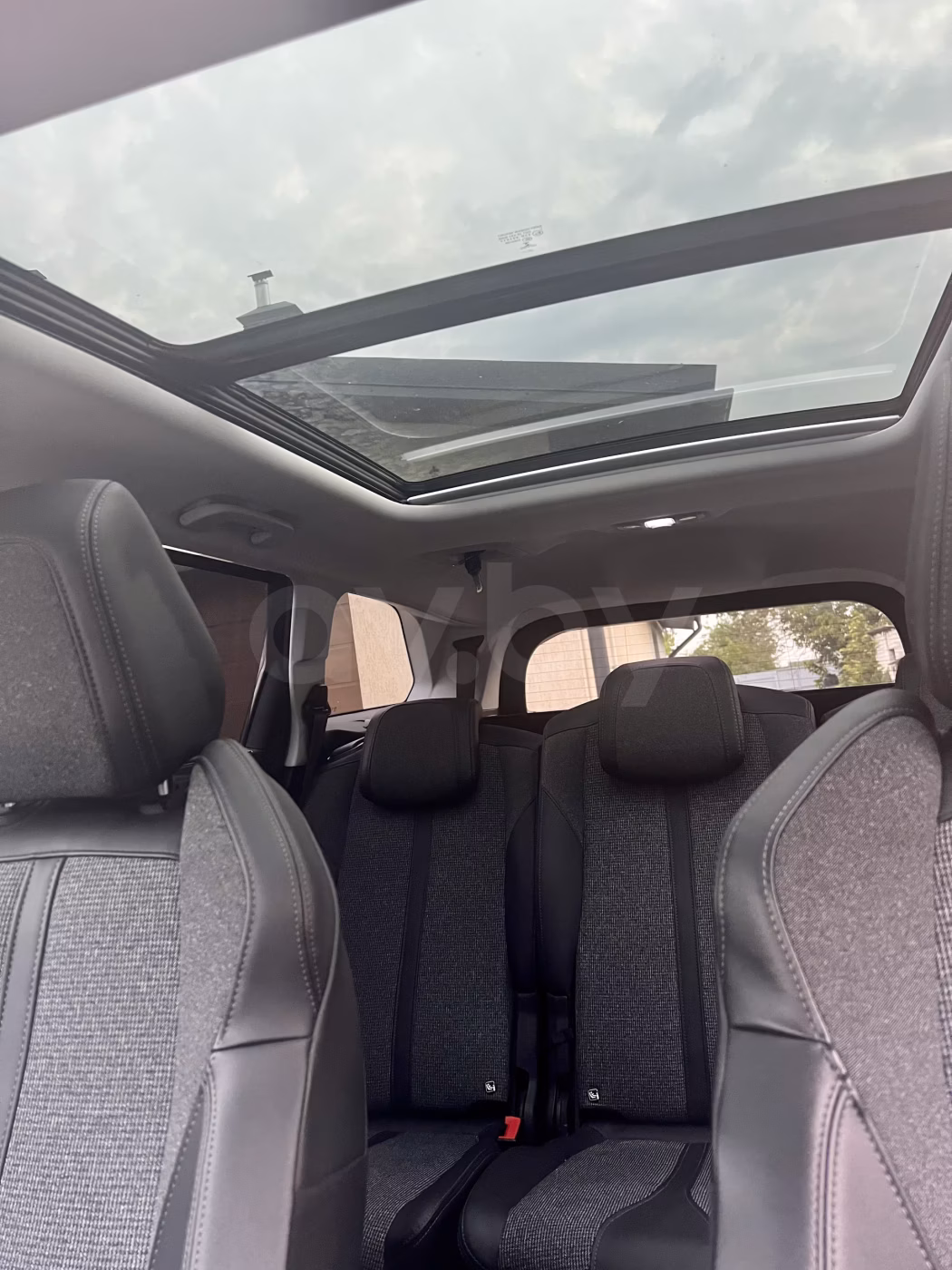 Peugeot 5008 фото 9