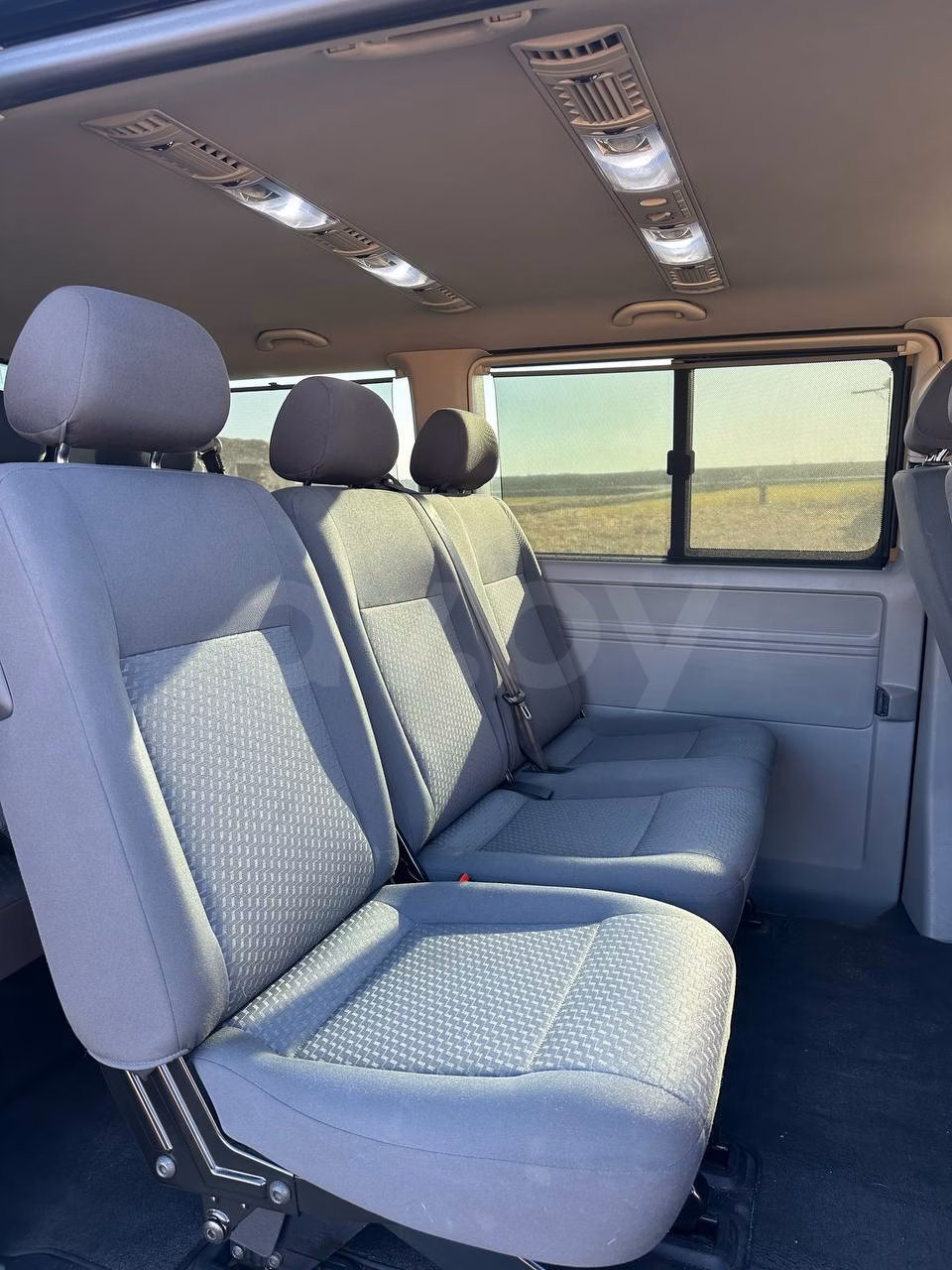 Volkswagen Caravelle фото 14