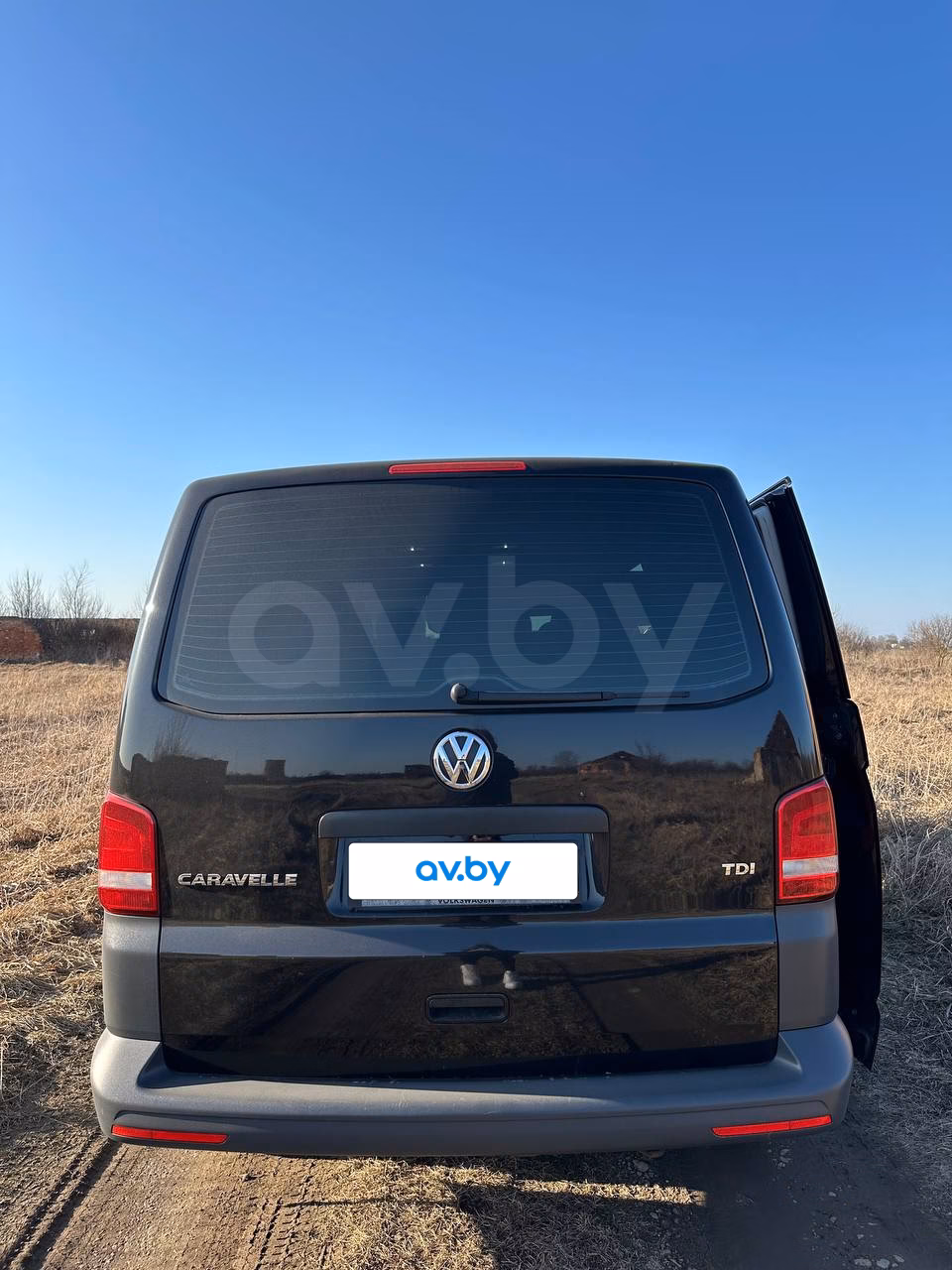 Volkswagen Caravelle фото 7