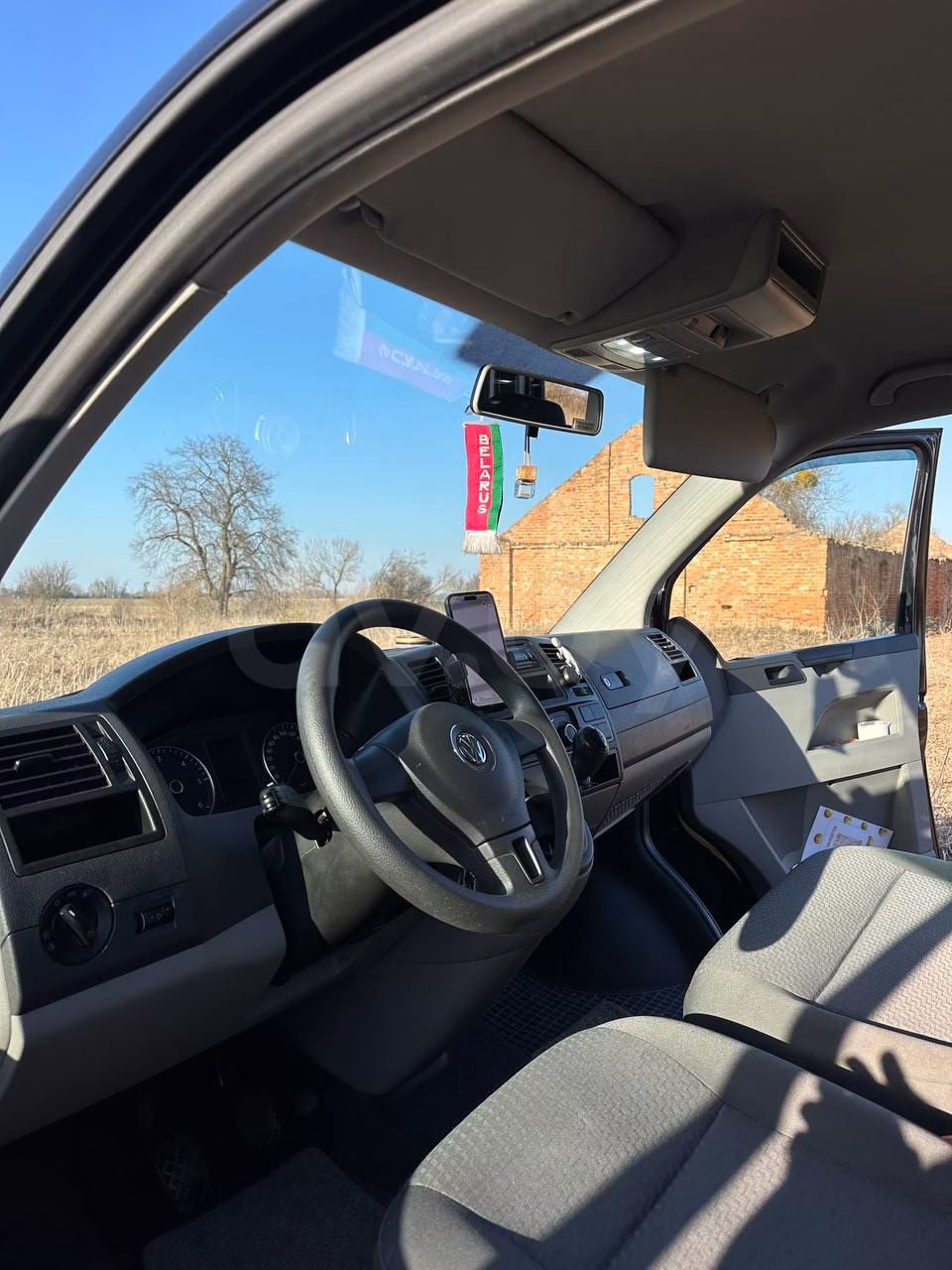 Volkswagen Caravelle фото 8