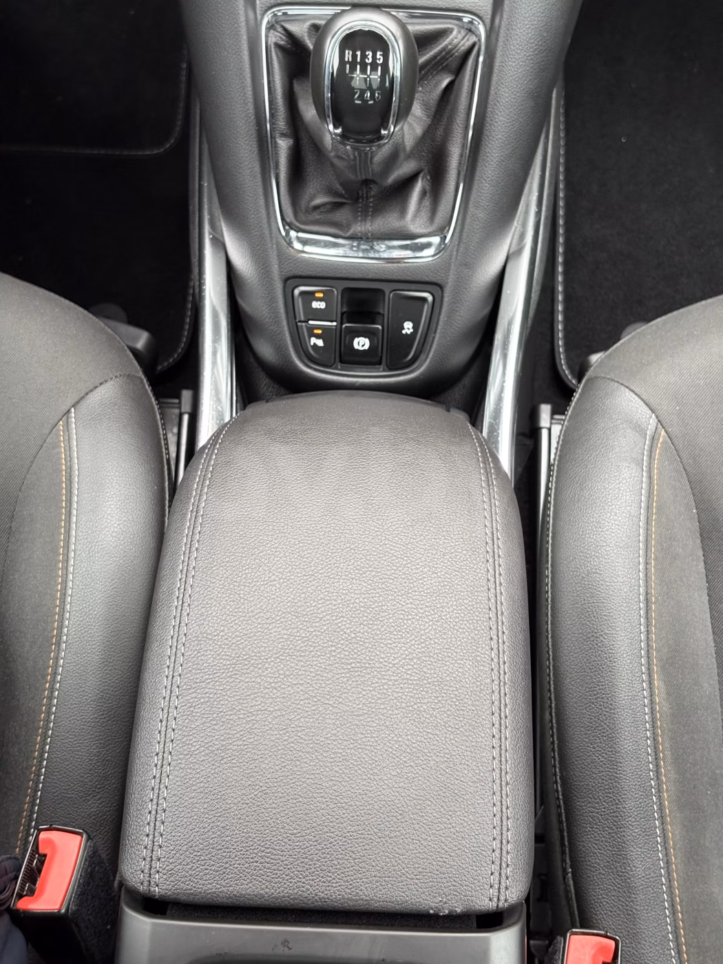 Opel Zafira фото 27