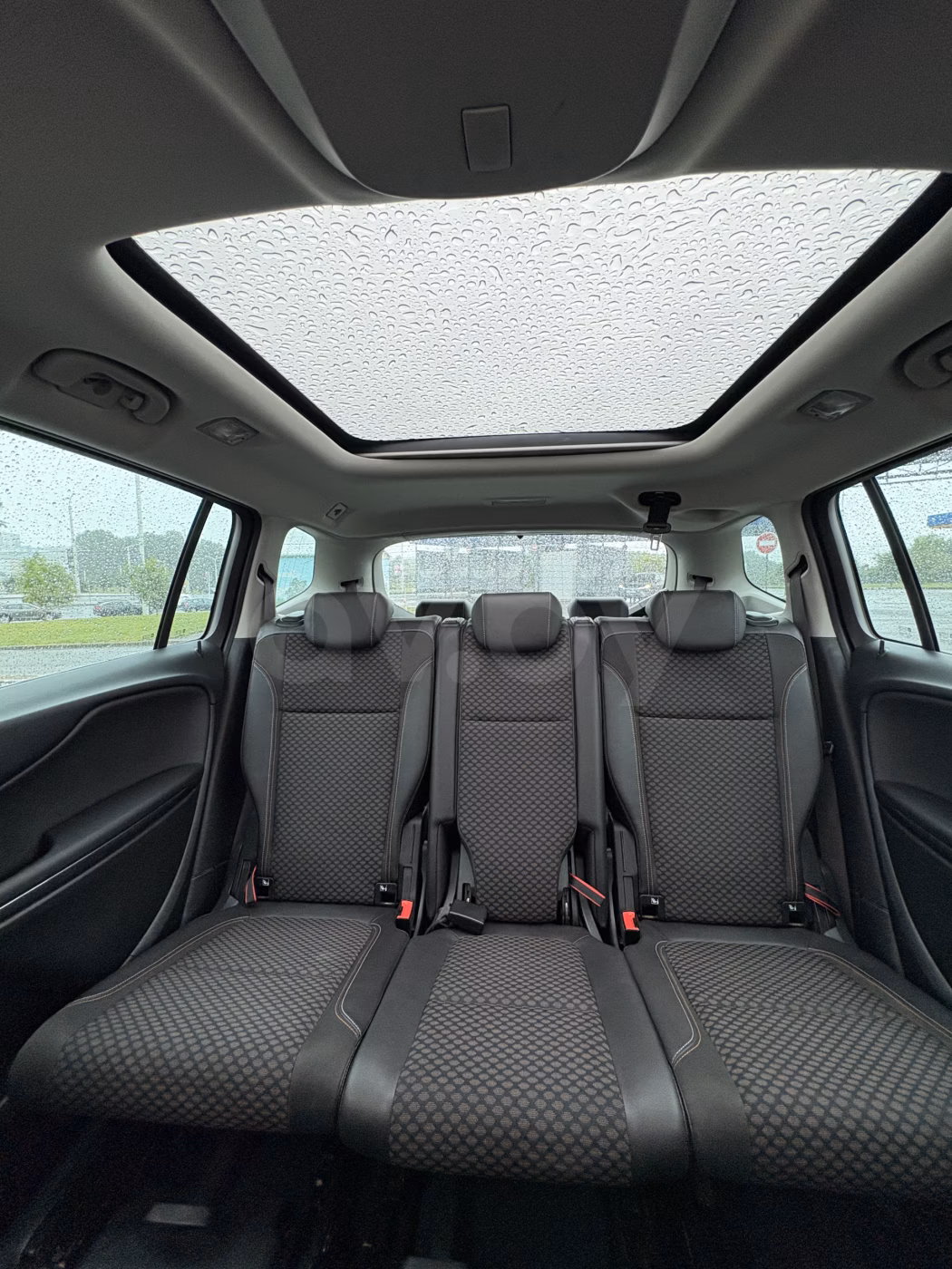 Opel Zafira фото 14