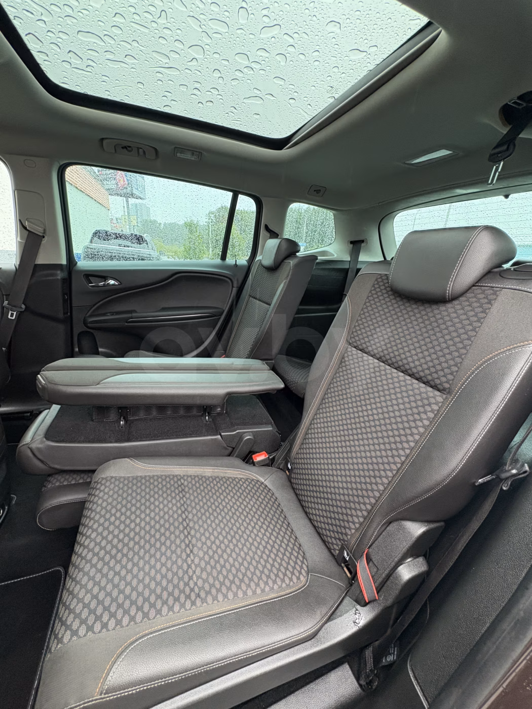 Opel Zafira фото 17