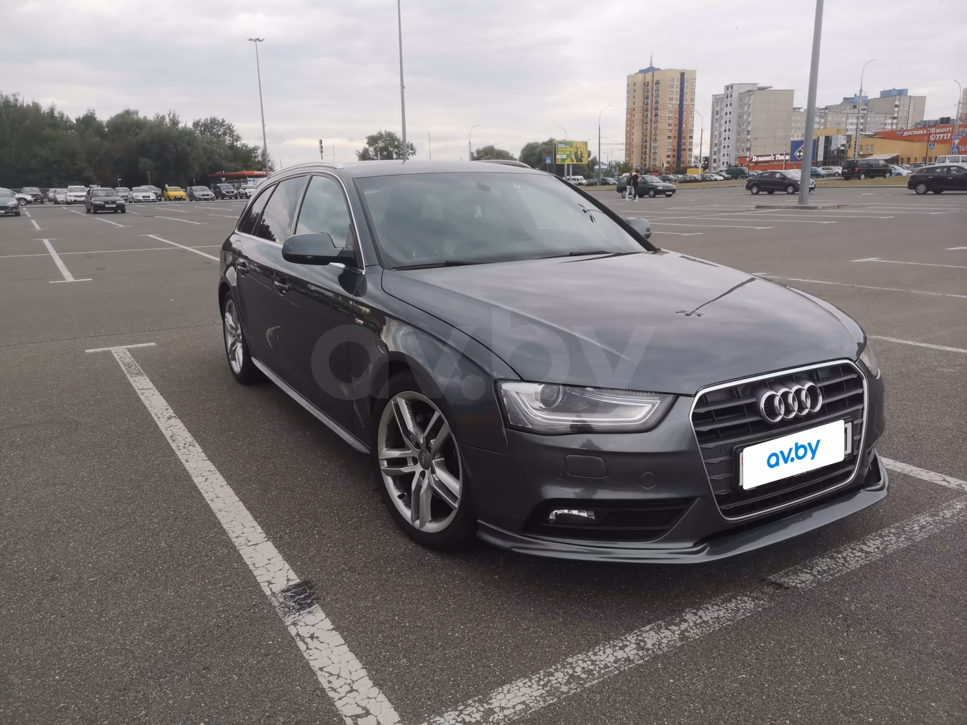 Audi A4 фото 2