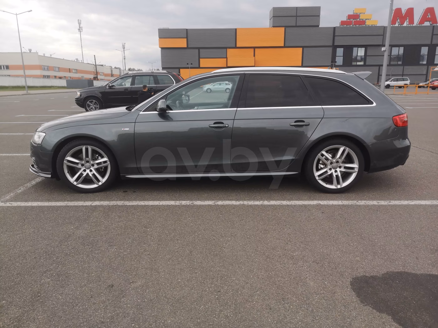 Audi A4 фото 6