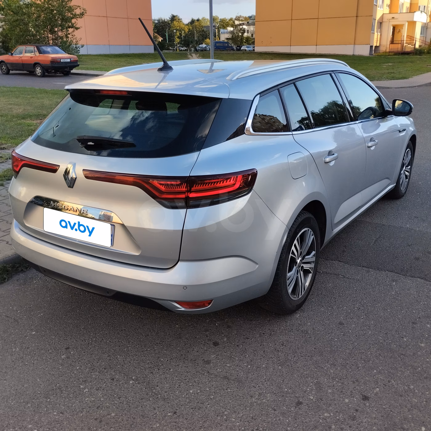 Renault Megane фото 4