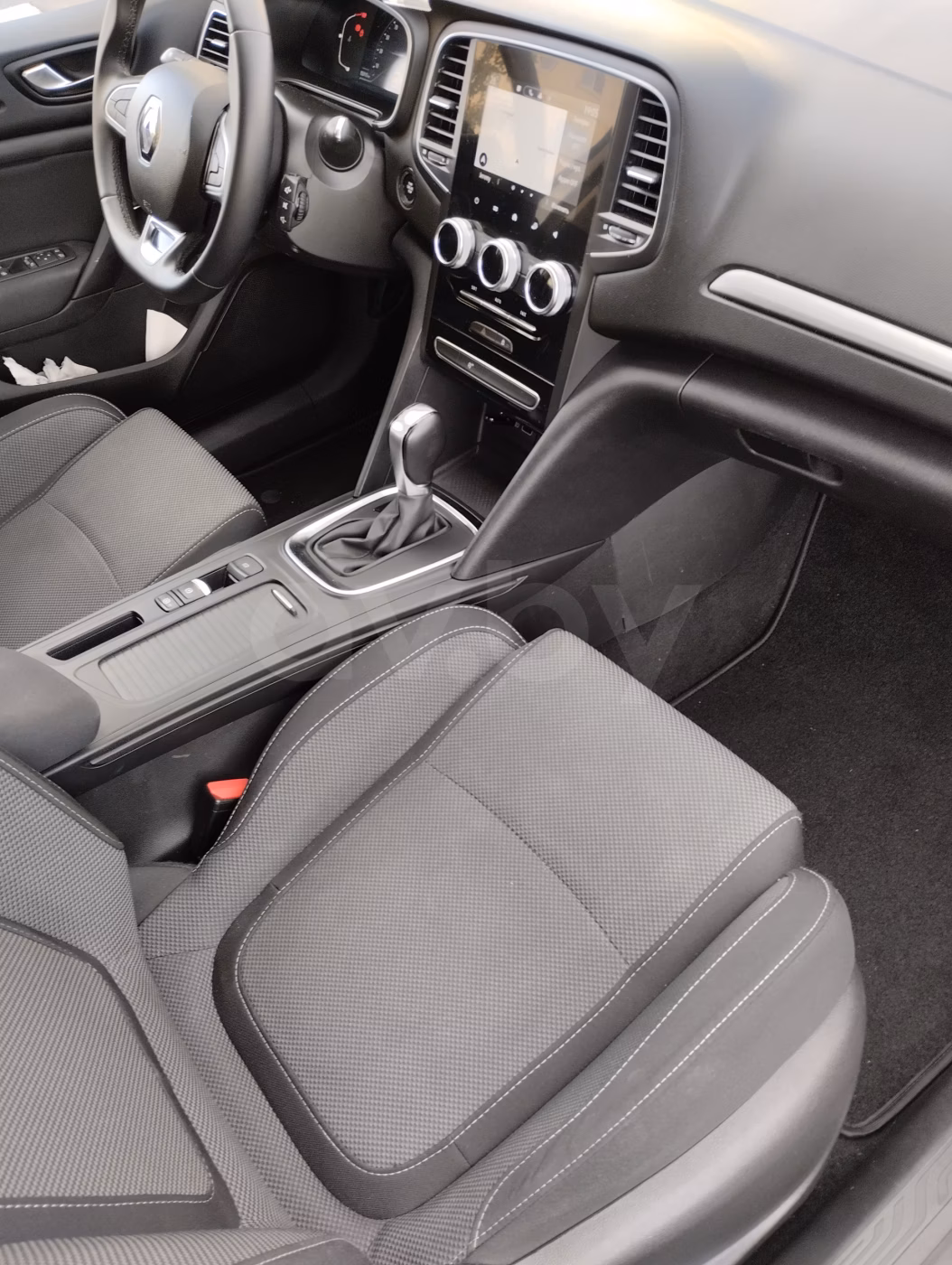 Renault Megane фото 17