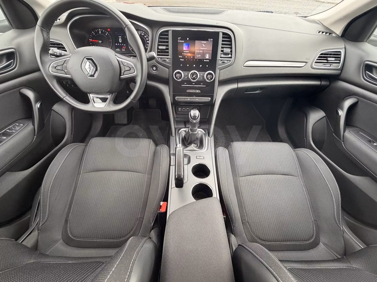 Renault Megane фото 11