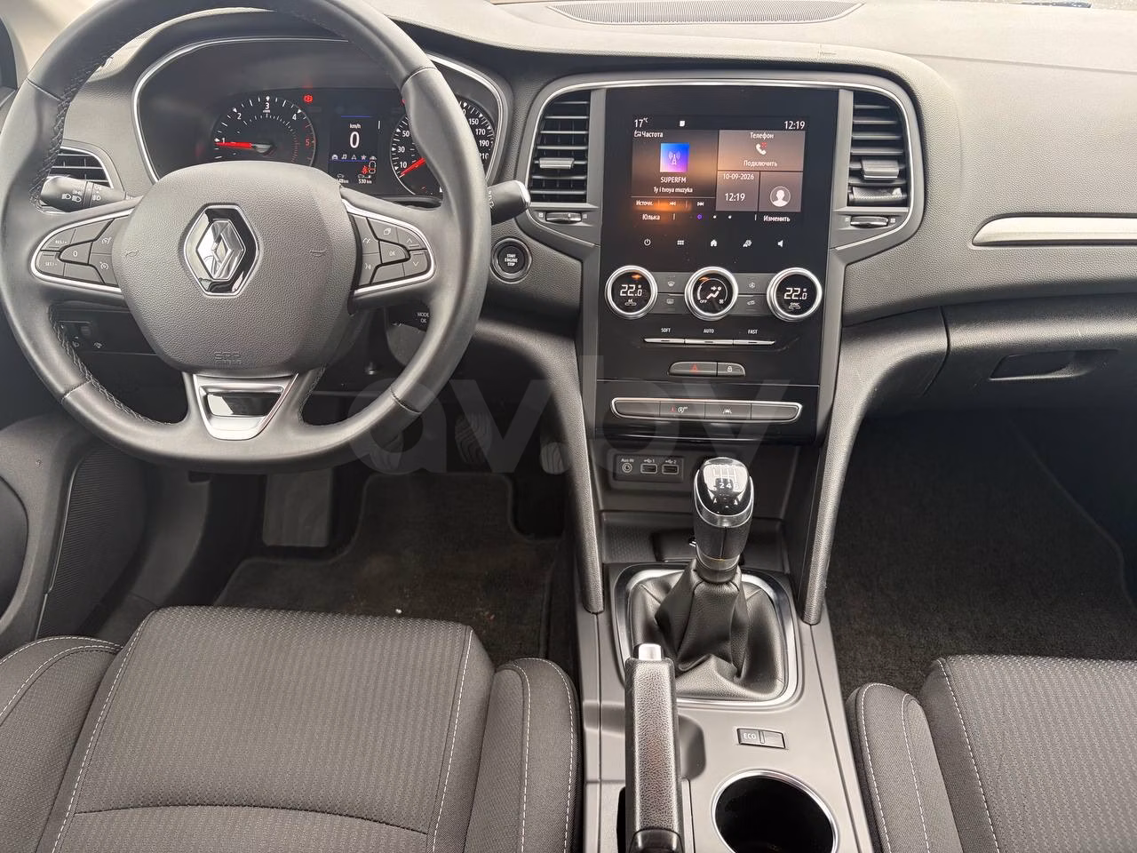 Renault Megane фото 10